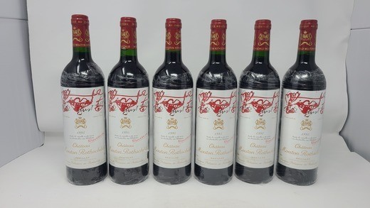 Mouton 1995