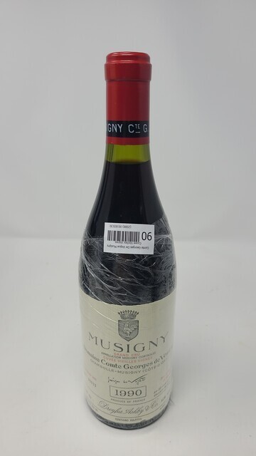 Comte Georges de Vogue Musigny Cuvee Vieilles Vignes 1990